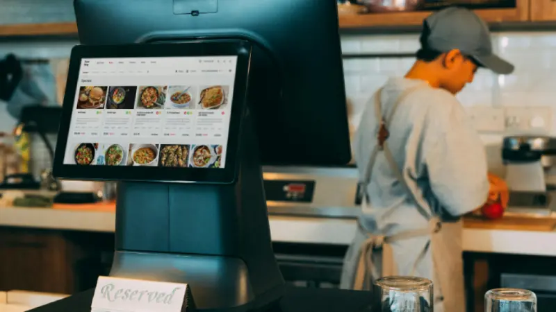 POS System in a restaurant for better checkout experience